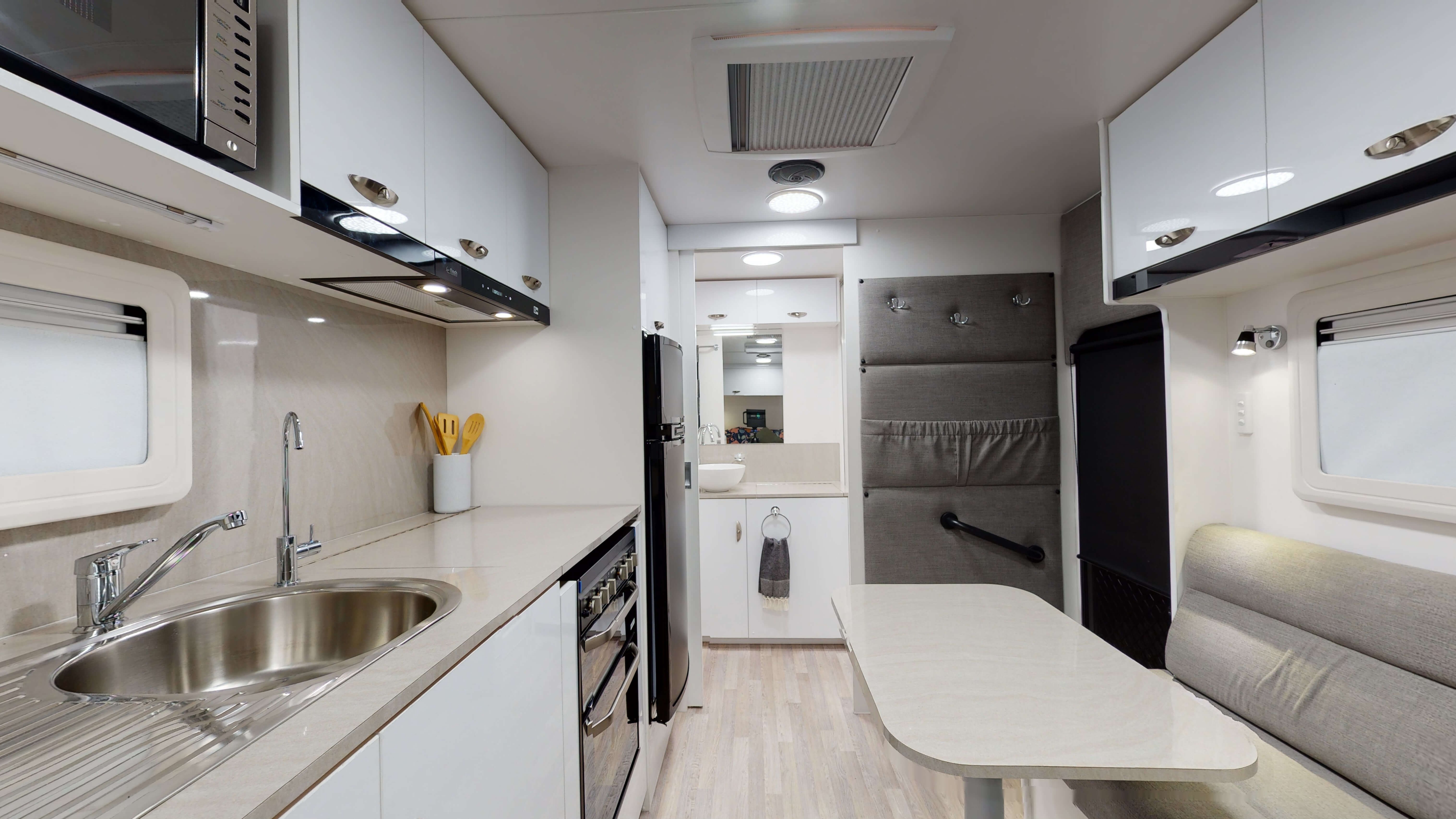 V1 VISCOUNT CARAVANS Caravans Range Bendigo Concept Caravans