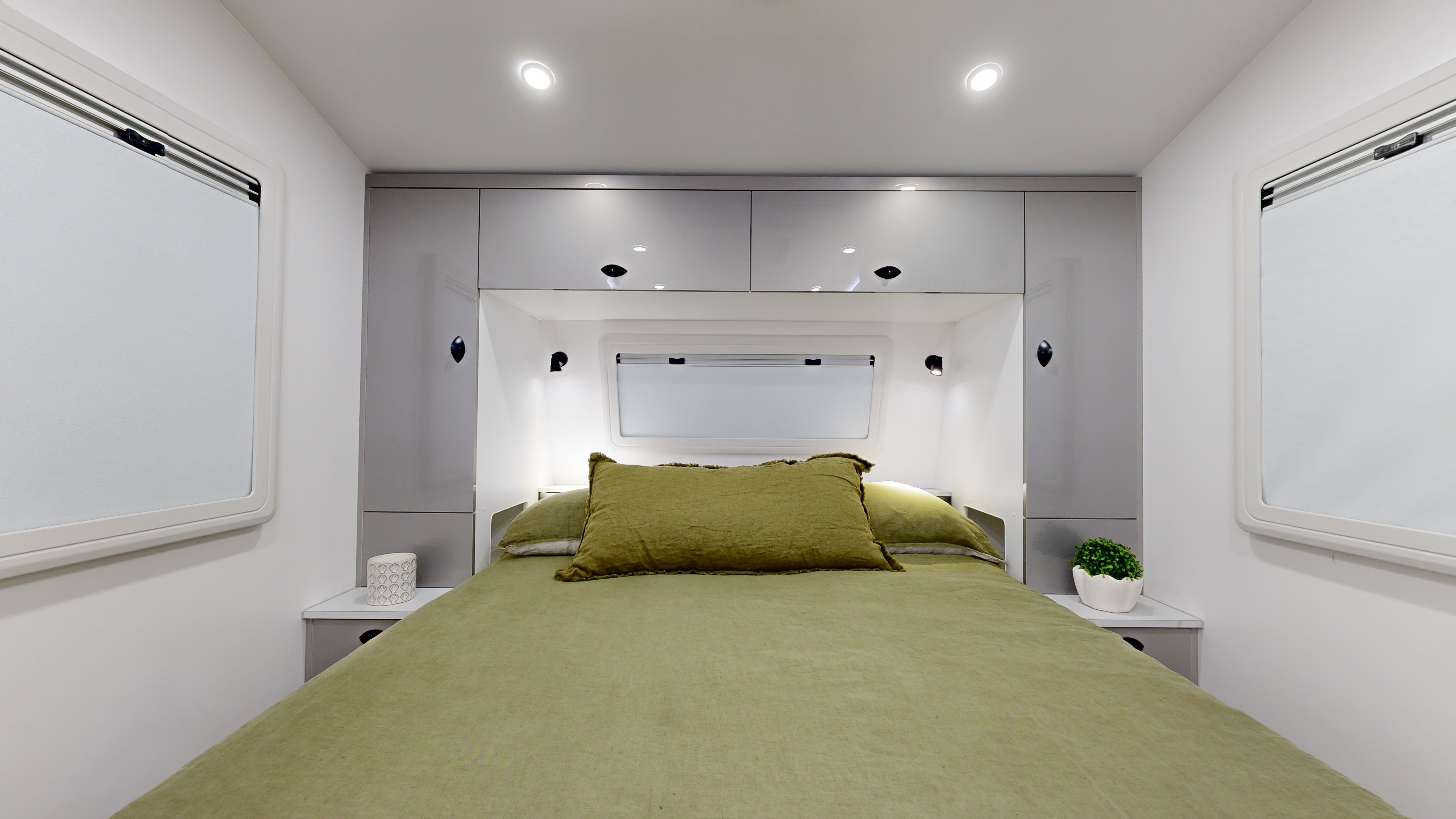 Gallery 10